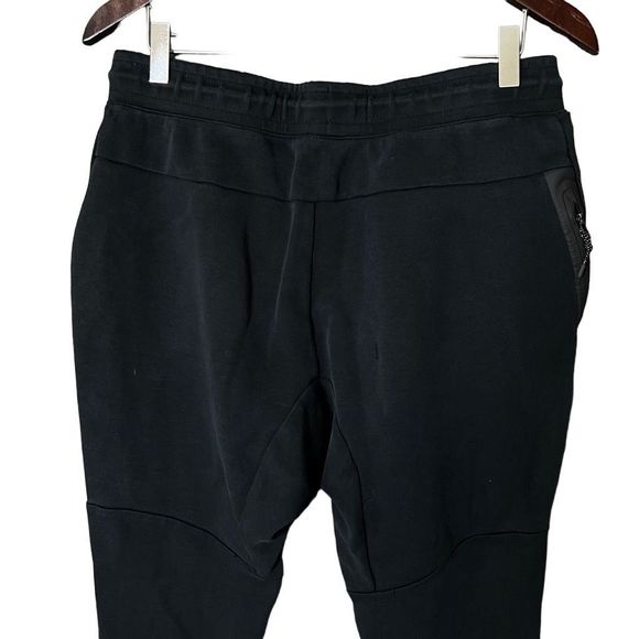Nike Tech Fleece Joggers Large - Picture 5 of 6